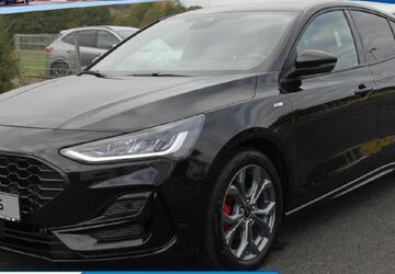 Ford Focus 26.200 km 22.790 &euro; Mittenaar 35756