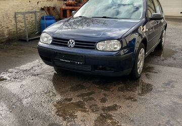 VW Golf 174.704 km 2.199 &euro; Braunfels 35619