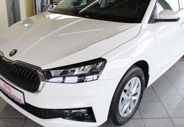 Skoda Fabia 32.743 km 14.880 &euro; Wölfersheim 61200