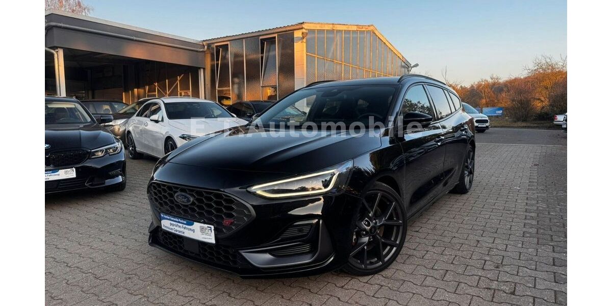 Ford Focus 42.583 km 30.699 &euro; Friedberg (Hessen) - Ossenheim 61169