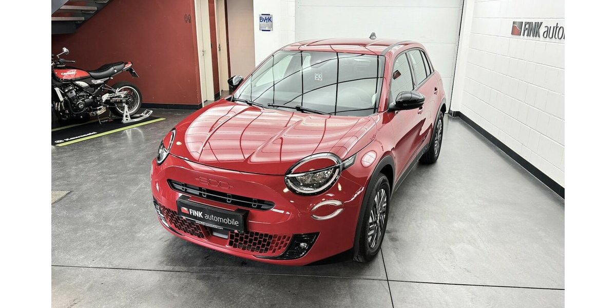 Fiat 600E Red 54 KWh 1.Hand Full LED Carplay 14.500 km 21.880 &euro; Lich 35423