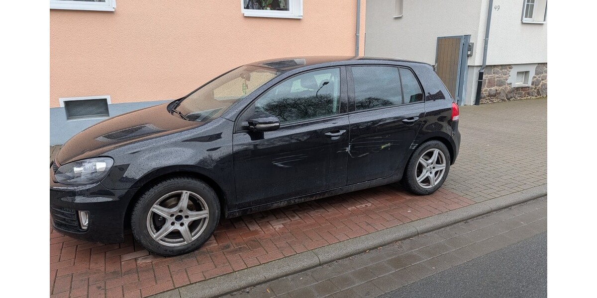 VW Golf 240.500 km 4.000 &euro; Gießen 35390