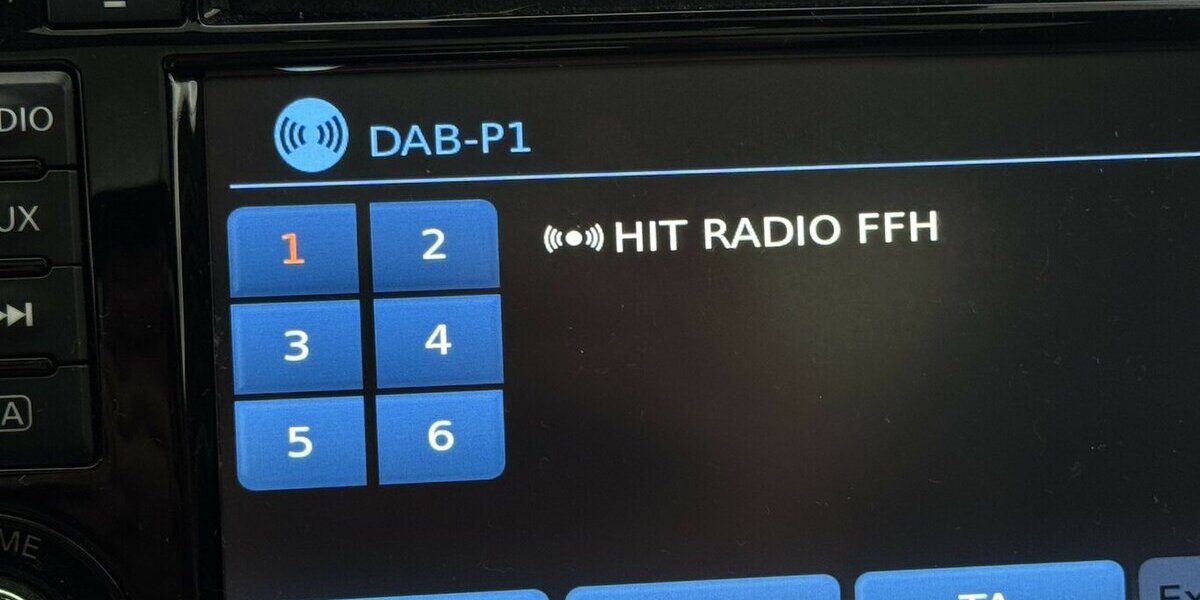 Nissan X-Trail 1.6 D Acenta 4x4 AHK Sitzheizung Navi 192.300 km 9.270 &euro; Lich 35423