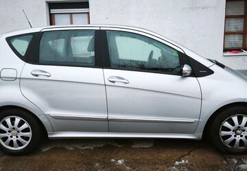 Mercedes-Benz A 180 208.000 km 2.199 &euro; Leun 35638