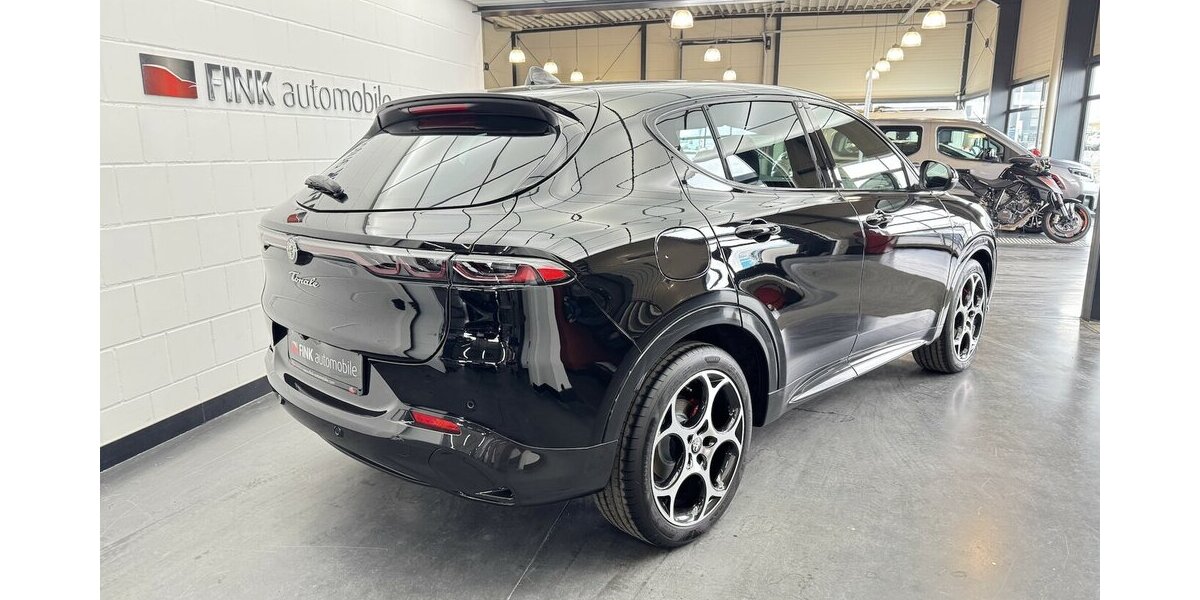 Alfa Romeo Tonale 1.5 VGT Veloce 48 V Hybrid LED 3.300 km 31.880 &euro; Lich 35423