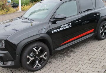 Renault R 4 2.000 km 27.480 &euro; Grünberg 35305