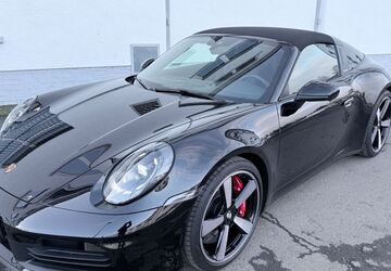 Porsche 992 9.900 km 173.900 &euro; Gießen 35394