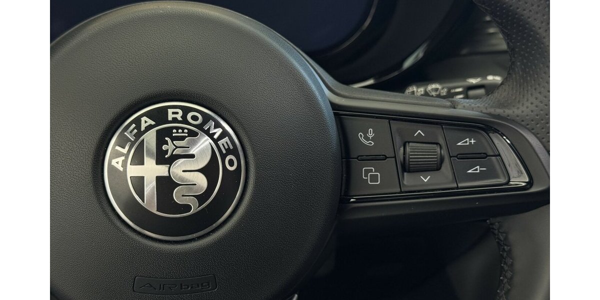 Alfa Romeo Tonale 1.6 VGT-D Sprint ACC Sitzheizung 12.300 km 22.850 &euro; Lich 35423