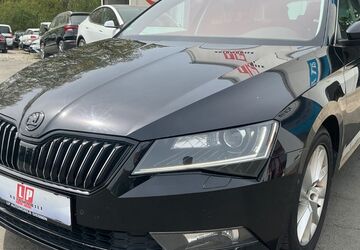Skoda Superb 159.251 km 15.990 &euro; Giessen 35394