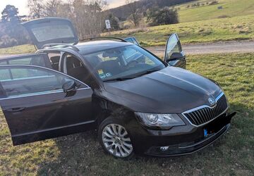 Skoda Superb 144.300 km 10.400 &euro; Hohenahr 35644
