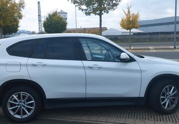 BMW X1 70.500 km 16.500 &euro; Leun 35638