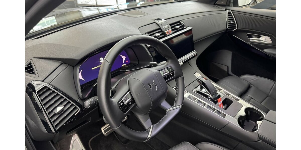 DS Automobiles DS7 Blue HDI 130 Étoile LED Nachtsicht Pano 29.800 km 28.990 &euro; Lich 35423