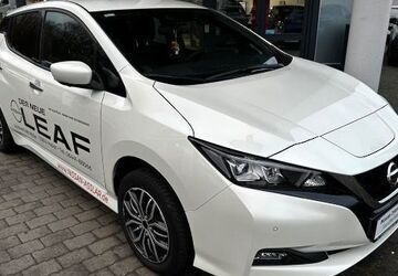 Nissan Leaf 51.491 km 18.950 &euro; Asslar 35614