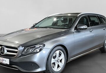 Mercedes-Benz E 220 120.900 km 22.990 &euro; Leun 35638