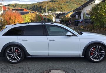 Audi A6 Allroad 229.000 km 18.300 &euro; Mittenaar 35756