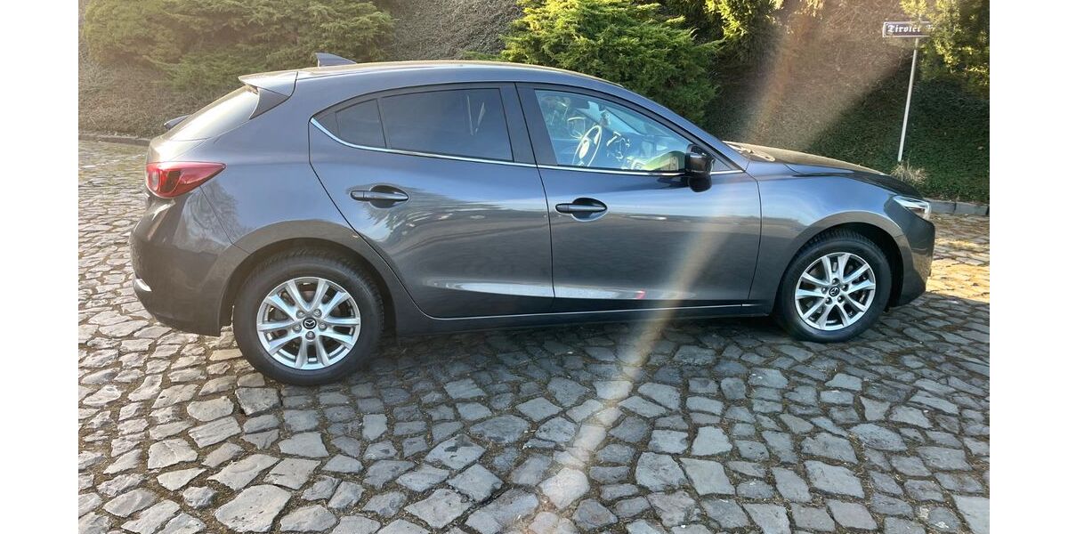 Mazda 3 30.700 km 16.500 &euro; Bad Nauheim 61231