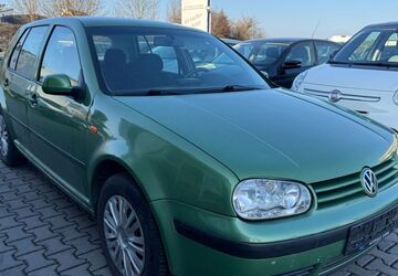 VW Golf 151.619 km 2.999 &euro; Münzenberg-Gambach 35516