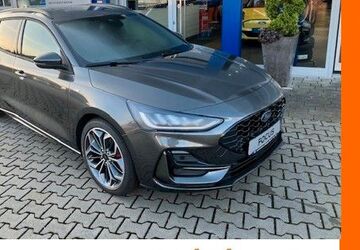 Ford Focus 2.000 km 33.850 &euro; Echzell 61209