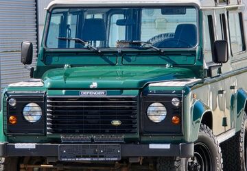 Land Rover Defender 216.859 km 27.999 &euro; Buseck 35418