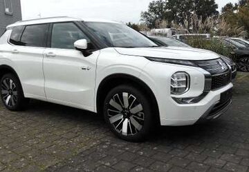 Mitsubishi Outlander 5.000 km 50.900 &euro; Gießen 35394
