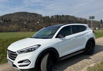 Hyundai TUCSON 112.000 km 16.999 &euro; Marburg 35041