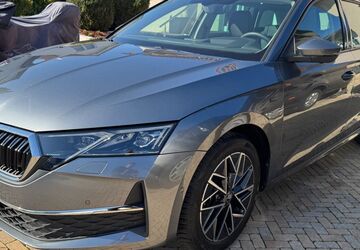 Skoda Octavia 14.900 km 29.990 &euro; Münzenberg 35516