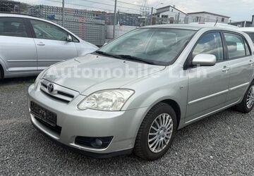 Toyota Corolla 173.000 km 3.499 &euro; Lich 35423