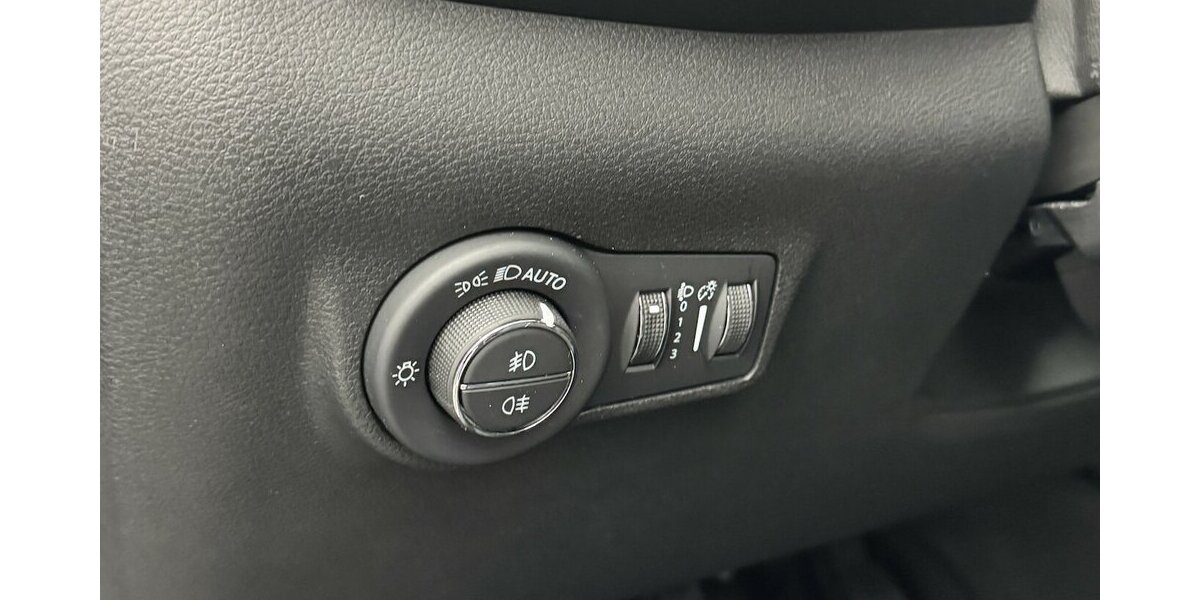 Jeep Compass 1.5L S Mild-Hybrid 48V FWD LED 360 Cam 31.150 km 22.880 &euro; Lich 35423