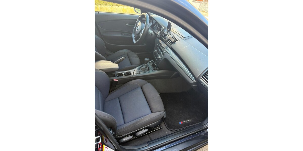 BMW 120 211.600 km 4.500 &euro; Solms 35606