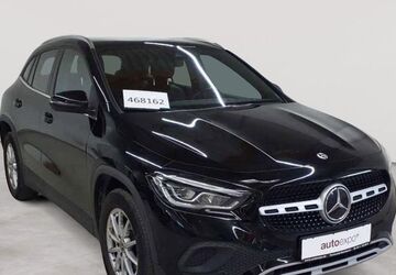 Mercedes-Benz GLA 200 92.453 km 29.190 &euro; Fernwald-Steinbach 35463