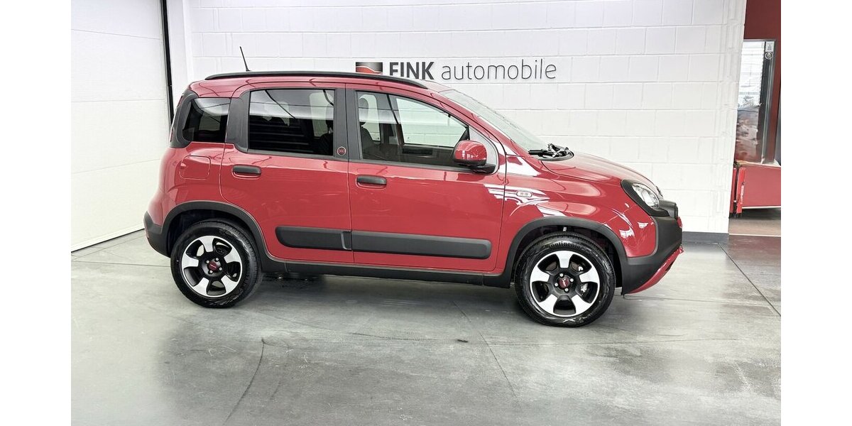 Fiat Panda Cross Red 1.0 Hybrid 1.Hand Neuwertig! 1.600 km 14.220 &euro; Lich 35423