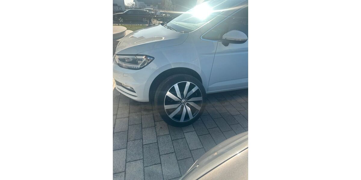 VW Touran 240.100 km 13.000 &euro; Gießen 35396