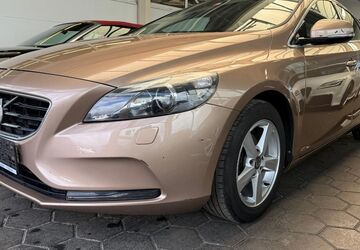 Volvo V40 176.256 km 7.999 &euro; Münzenberg Gambach 35516