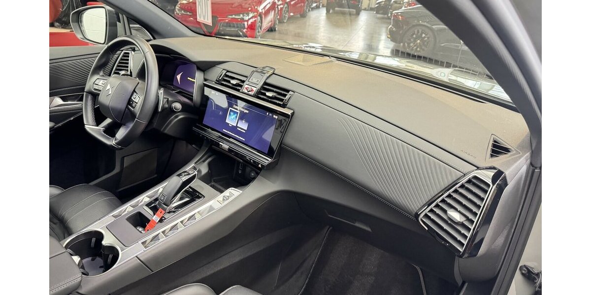 DS Automobiles DS7 Blue HDI 130 Étoile Nachtsicht Panodach 34.700 km 31.440 &euro; Lich 35423