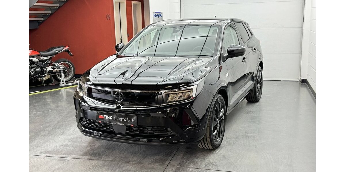 Opel Grandland GS Line 1.2 Turbo 130 LED Carplay Navi 8.700 km 20.680 &euro; Lich 35423