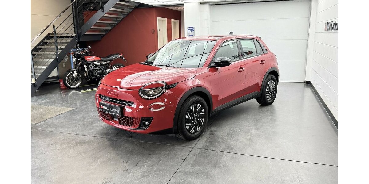 Fiat 600E Red 54 KWh 1.Hand Full LED Carplay 14.500 km 21.880 &euro; Lich 35423