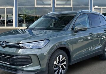 VW Tiguan 14.800 km 33.950 &euro; Herborn 35745