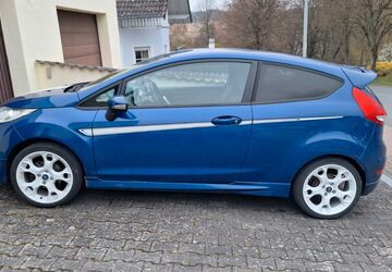 Ford Fiesta 163.182 km 4.700 &euro; Usingen 61250