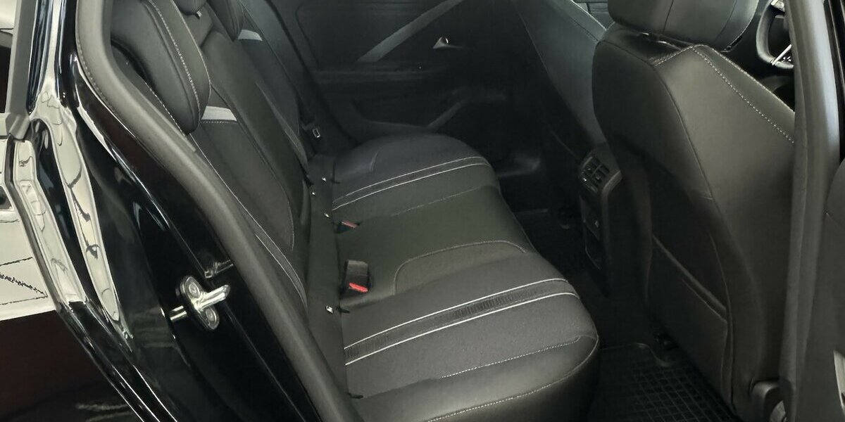 Opel Astra GS 1.5 CDTi Ultimate 1.Hand Full LED 40.251 km 24.230 &euro; Lich 35423