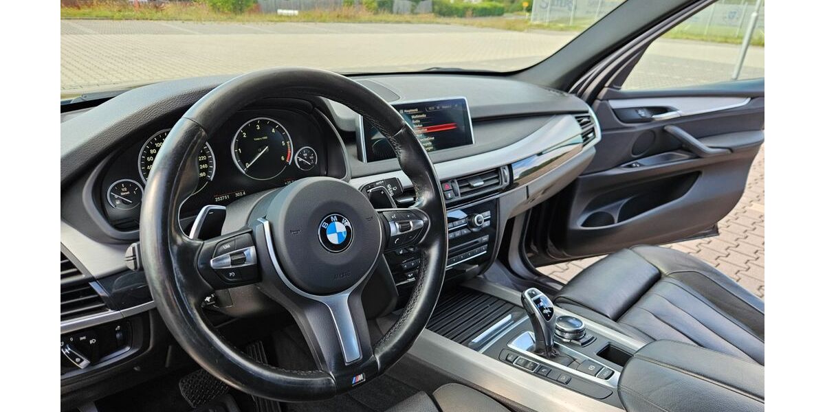 BMW X5 M50 253.000 km 18.300 &euro; Löhnberg 35792