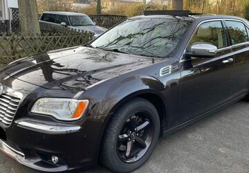 Lancia Thema 218.500 km 8.999 &euro; Gießen 35396