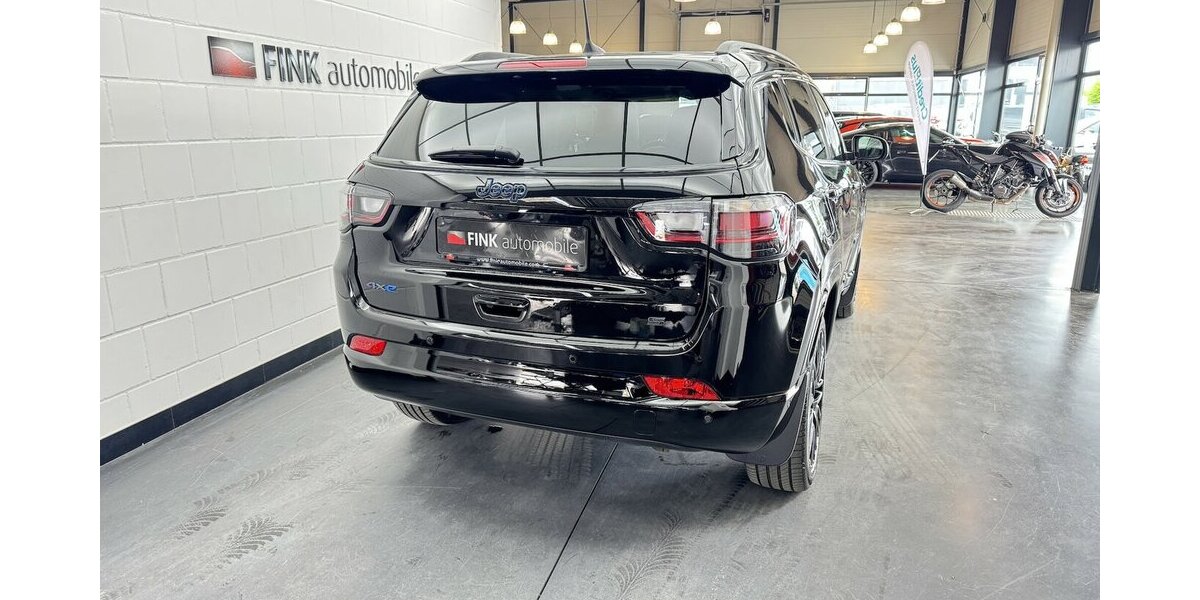 Jeep Compass S Plug-IN Hybrid 4WD 1.Hand Panoramadach 26.460 km 27.450 &euro; Lich 35423