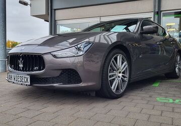 Maserati Ghibli 89.000 km 29.250 &euro; Gießen 35394