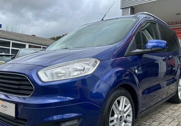 Ford Tourneo Courier 118.400 km 8.900 &euro; Marburg 35041