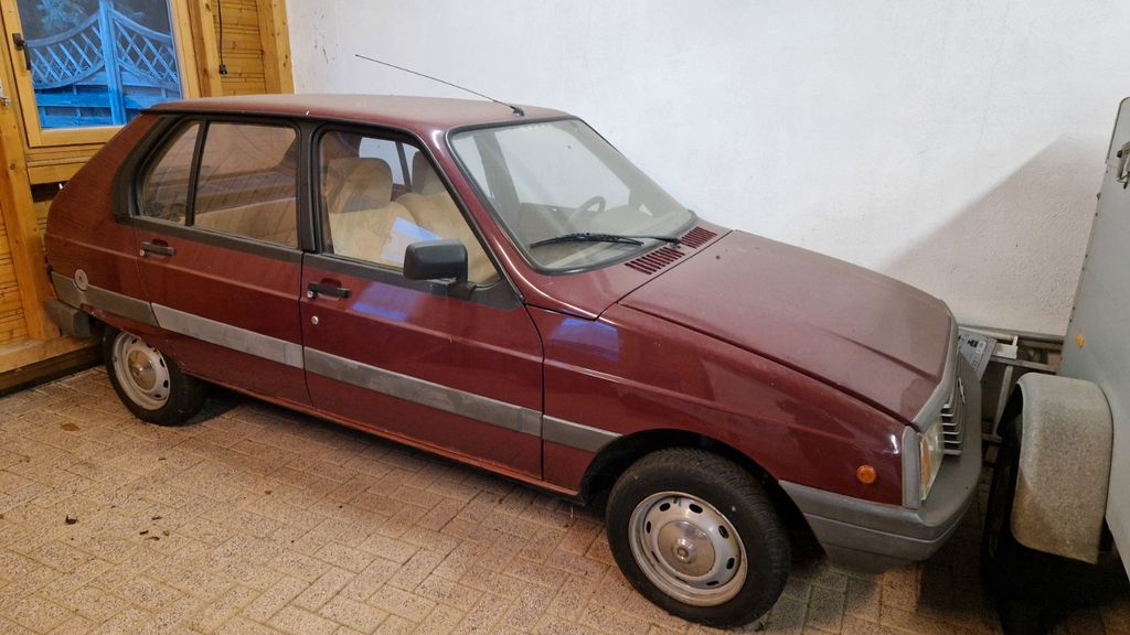 Citroen Visa 70.202 km 2.499 &euro; Hungen 35410