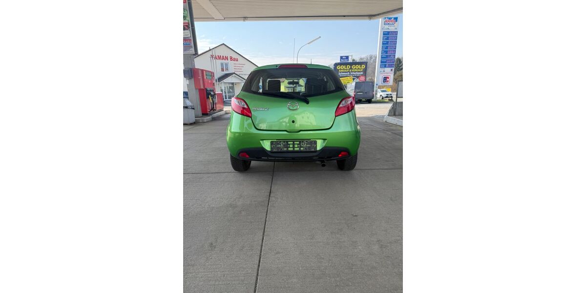 Mazda 2 190.500 km 2.599 &euro; Braunfels 35606