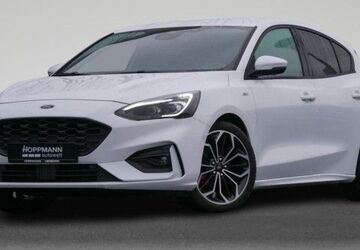 Ford Focus 82.402 km 17.460 &euro; Herborn 35745