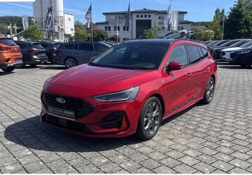 Ford Focus 14.756 km 25.490 &euro; Marburg 35043