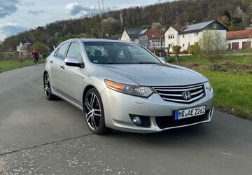 Honda Accord 215.000 km 6.000 &euro; Lohra 35102