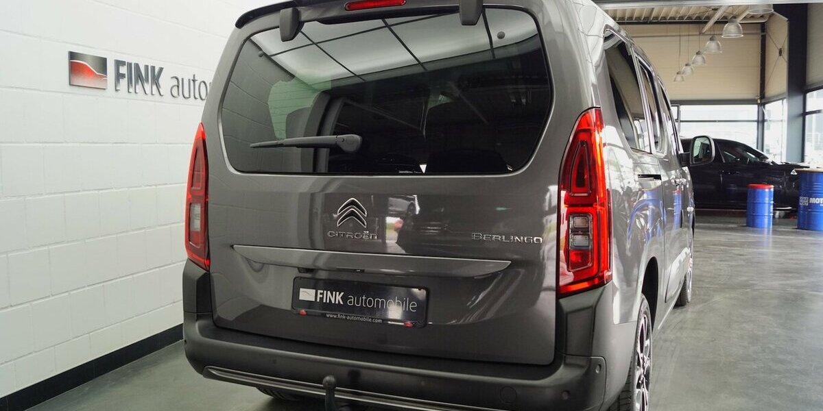 Citroen Berlingo 1.2 PureTech EAT8 Shine XL AHK 38.900 km 26.330 &euro; Lich 35423